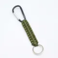Porte-clés paracorde extérieur avec mousqueton noir et cordon tressé tactique à 7 brins. - Vert Militaire