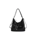 Schwarze glänzende Hobo-Umhängetasche, große Pendler-Tragetasche mit Hundevierbeiner und Schnalle. - Stil Mit Anhänger (RD681) / Mit Anhänger / Schwarz