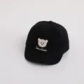Gorra de béisbol negra para niños con visera corta y bonito bordado de oso infantil. - Bordado de Oso (Osito) / 50CM (Para 1-3 Años) / Negro
