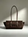 Dunkelbraune Wildleder Schultertasche fuer Damen retro Baguette Stil schicke Handtasche. - 30*24.5*9.5 / Kaffeebraun