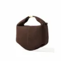 Braune Wildleder Handtasche mit geometrischer Form und Metallverschluss für elegante Damen. - Dunkelbraun