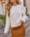 Dettaglio maglione donna a maglia grossa con trecce, elegante top autunno inverno. - Taglia S / Top / Bianco latte