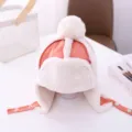 Kinder Winter warme Plüsch Ohrenklappe Mütze, dicke flauschige Trapper Kappe mit Bommel. - Kopfumfang 46-50cm / Wassermelonenrot