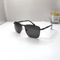 Lunettes de soleil polarisées noires vue détaillée, monture métal, protection UV. - Monture Gunmetal Verre Gris