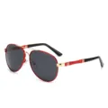 Lunettes de soleil polarisées aviateur en métal pour hommes rouge et noir élégantes. - Monture Rouge avec Verres Gris Foncés