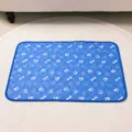Tapis pipi pour chien bleu lavable, tapis d'entraînement imperméable et réutilisable pour animaux. - Imprimé Empreinte Bleue
