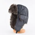 Winter warme Bombermütze mit dickem Plüsch-Ohrklappen wasserdichte Skimütze für Outdoor - Einheitsgröße (55-60cm) / Grau