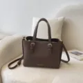 Bolso tote clásico de cuero marrón para mujer, bolso de hombro de gran capacidad para diario. - Marrón Sin Colgante
