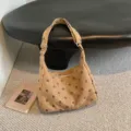 Bolso de hombro de ante vintage para mujer, gran bolso hobo de lunares y bolso cruzado. - Sin colgante / Caqui