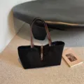 Bolso Tote de Ante Negro para Mujer, Bolso de Hombro Grande con Asas de Cuero Marrón - Sin colgante / Negro