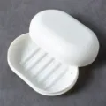 Portasapone minimalista in plastica bianca con coperchio e scolo per bagno e viaggio. - Bianco