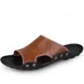 Sandalias de verano hombre punta abierta casual, empeine de cuero marrón suela blanda playa. - Marrón