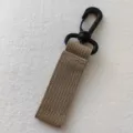 Detail rugzak webbing draaihaak, duurzame plastic karabijnhaak met stevige nylon band voor camping. - Khaki