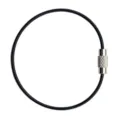 Detalle llavero de cable de acero, anillo flexible recubierto con cierre de tornillo. - Negro