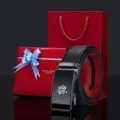 William Polo Herren Echtleder Gürtel mit Automatikschließe in roter Geschenkbox Set. - 105cm / Gunmetal Schnalle Schwarz Außen Rot Innen (Rote Geschenkschachtel)