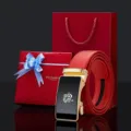 Roter echte leren heren riem geschenkset met gouden automatische gesp en drakenpatroon. - 105cm / Goldene Schnalle Komplett Roter Riemen (Rote Geschenkschachtel)