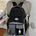 Sac à dos élégant de grande capacité avec motif à carreaux noirs et gris pour les étudiants. - Noir (Avec Pendentif)