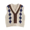Elegante chaleco de punto con patrón de rombos, cuello en V y detalles en contraste. - Talla única / Blanco Roto