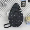 Mochila elegante en forma de gota con lunares bolsa de deporte casual negra de moda diaria - S / Con Colgante / Negro