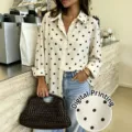 Lässige Langarm-Bluse mit Polka-Dots für Damen, schickes Revers, modisches Pendler-Top - S / Milchweiß