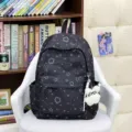 Mochila escolar estética con estampado de estrellas y colgante de oso de peluche - Estilo Con Colgante / Negro