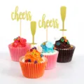 Glitzernde goldene Cheers Cupcake-Topper Party-Desserttisch-Dekorationen mit Holzstäbchen. - Cheers 2 Stile je 12 Stk