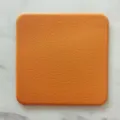 Oranger quadratischer Leder-Tischset wasserdichte Hitzeschutzmatte moderne minimalistische Untersetzer - Orange Untersetzer