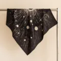 Foulard quadrato in lana nera con stampa celeste retro, elegante sciarpa calda vintage. - Nero Universo Stellato