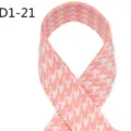 Λεπτομέρεια από ροζ υφαντό ιμάντα jacquard με μοτίφ πιε δε πουρ και καθαρή λεπτή υφή. - Роζ Λευκό Πόδι του Πετεινού