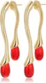 Boucles d'oreilles en laiton doré avec design métallique et pendentif goutte rouge. - Style Goutte d'Eau Rouge (e2775 Style 2)