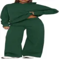 Detailweergave van een effen, gevoerde hoodie en trainingsbroekset voor dames. - S / Top en Broek / Donkergroen