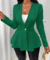Groene gestructureerde dames blazerjas met peplum taille en lange mouwen met knop. - Groen