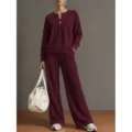 Wijnrode sweater met V-hals en lange mouwen en wijde broek casual tweedelig setje - S / Top en Broek / Bordeauxrood