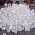 Perline di vetro iridescenti bianche da 2mm per creazione di gioielli e bracciali fai da te. - 10.00g / Bianco