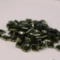 Miyuki Tila square two-hole glass beads dark green metallic DIY loose beads bulk 10g - 10.00g / TILA-306