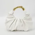 Bolso de mano blanco fruncido tipo nube con asa metalica dorada elegante chic para mujer - 30*3*23 / Blanco