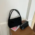 Koreanische schwarze Wildleder Umhängetasche große Kapazität retro lässige Tasche Handtasche - Ohne Anhänger / Schwarz