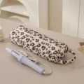 Borsa di stoccaggio cilindrica leopardata e set di ferro arricciacapelli viola chiaro. - Stampa leopardata