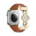 Bracelet de montre en cuir marron avec charm trèfle en zircon doré, compatible Apple Watch. - Compatible: (S10/11 Gén 42mm) / Marron