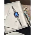 3D bow rhinestone watch strap compatible with Apple Watch, sparkling metal replacement band. - Self-measured: 18mm / Silver