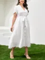 Abito midi bianco con ricamo inglese, collo a risvolto, maniche corte e cintura. - 0XL / Vestiti / Bianco