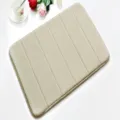 Tappeto da bagno assorbente con design a righe, morbido tappeto antiscivolo per casa. - Cachi a Righe