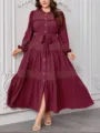 Vista detallada del elegante vestido largo burdeos de talla grande con mangas largas. - 0XL / Burdeos