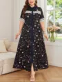 Plus size floral print maxi dress detail with lapel collar and delicate white lace trim. - 0XL / Dresses / Navy Blue