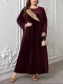 Abito maxi in velluto taglia forte da donna, elegante abito lungo bordeaux con ricamo in piuma d'oro. - 1XL / Borgogna