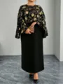 Elegantes Damen Plus-Size Set mit schwarz-goldem Blumen-Cape und einem langen Rock. - 19