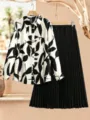 Elegantes Damen Zweiteiler-Set mit Bluse mit Blattmuster und schwarzem Faltenrock. - 29