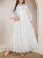 Abito maxi bianco plus size con ricamo inglese, maniche lunghe e vestibilità ampia ed elegante. - 0067