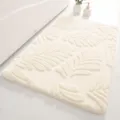 Thick memory foam faux rabbit fur bath mat, anti-slip absorbent floor carpet with leaf pattern. - 40*60cm / Off White