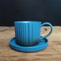 Ensemble tasse et soucoupe a cafe en ceramique vintage, mug texture retro pour le bureau. - Tasse à Café Élégante et Soucoupe (Bleu Four) 250ml